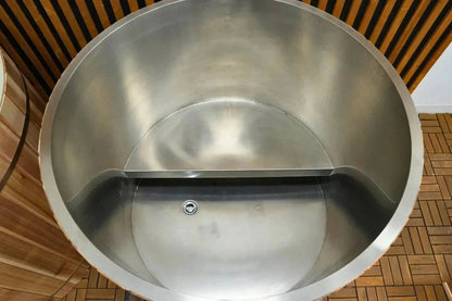 Retails- Dynamic Cold Therapy Stainless Steel Plunge Tub with Pacific Cedar